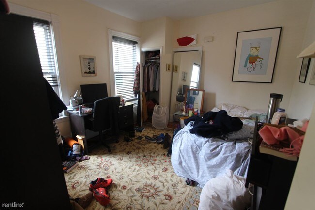 Building Photo - 3 br, 2 bath House - 49 Putnam Ave