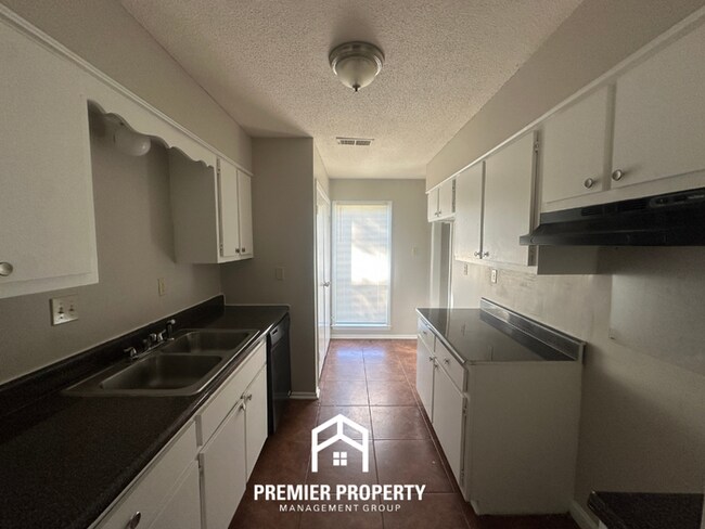 Building Photo - 6438 Llano Ave