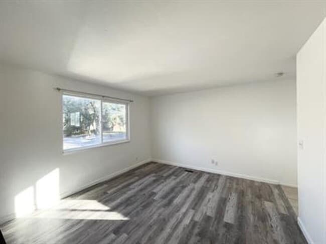 Foto del edificio - 4742 W Arlington Park Dr