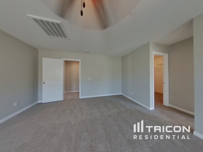 Foto del edificio - 354 Alder Ave