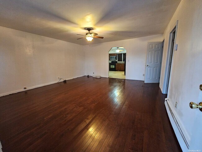 Building Photo - 129 44th St