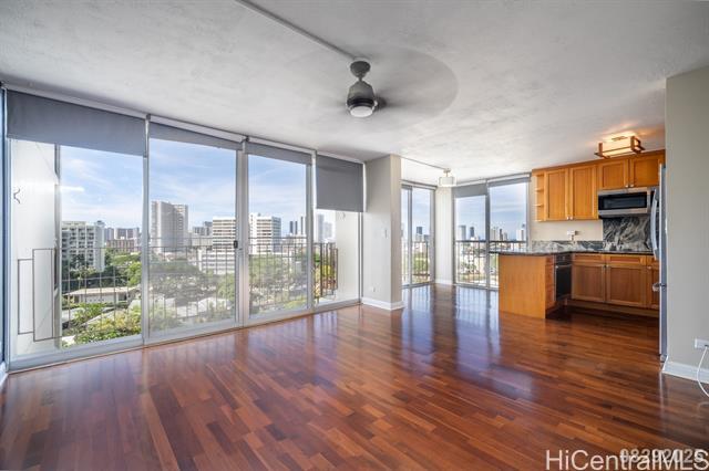 Foto del edificio - 1634 Makiki St