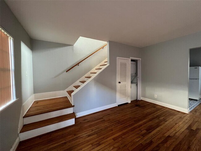 Building Photo - 2301 Norfolk St