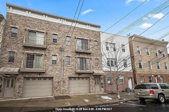 Building Photo - 41 Wright Ave