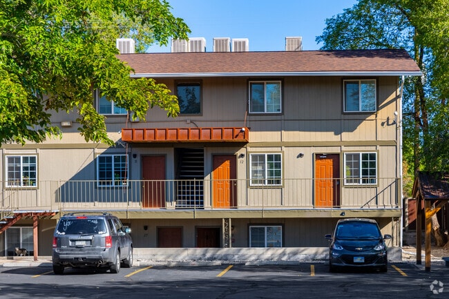 Foto del edificio - SLICK ROCK APARTMENTS