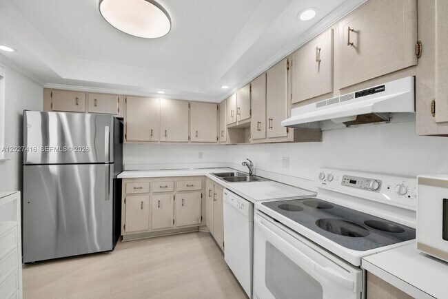 Foto del edificio - 200 Ocean Trail Way