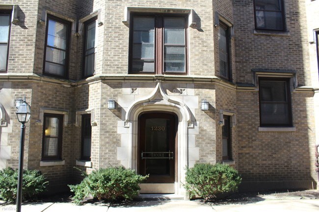 Foto del edificio - 1230 W Jarvis Ave