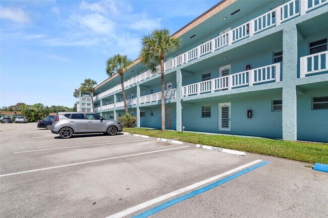 Foto del edificio - 606 SW Natura Blvd