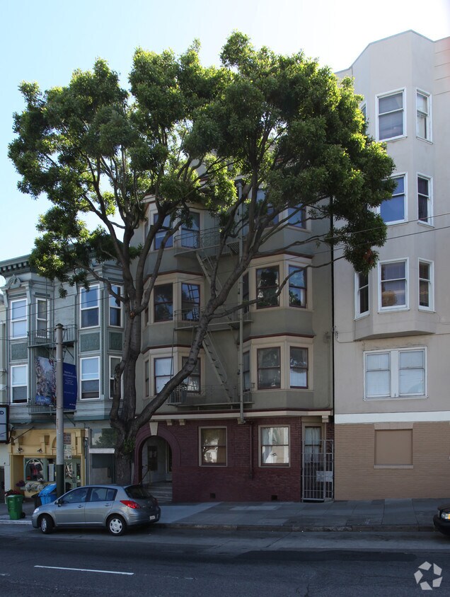 Building Photo - 2418 Van Ness Ave