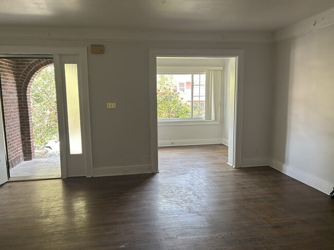 Foto del edificio - 5520 Raleigh St