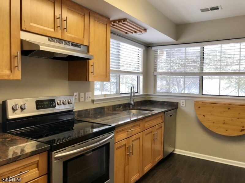 Foto principal - 4 Crossfield Ct