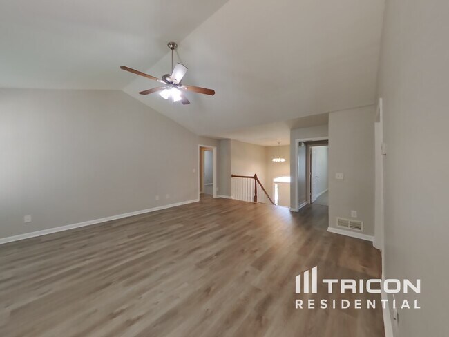 Foto del edificio - 38 Stonemont Ct