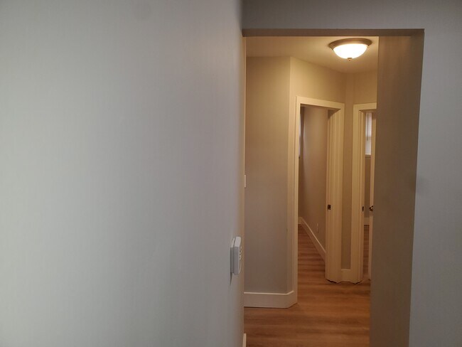 Foto del edificio - 3803 Glenmore Ave