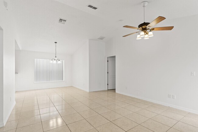 Building Photo - 108 Sundown Ct