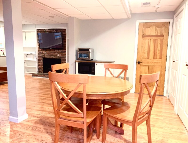 12 General Henry Knox Rd Unit 1, Southborough, MA 01772 Room for Rent