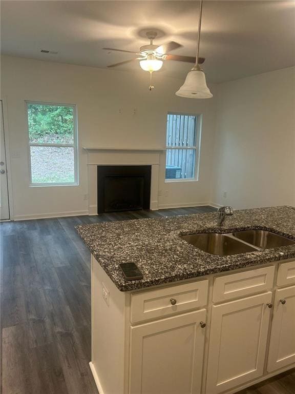 Building Photo - 3701 Abbey Wy