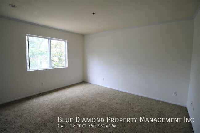 Foto del edificio - 115 Mangano Cir