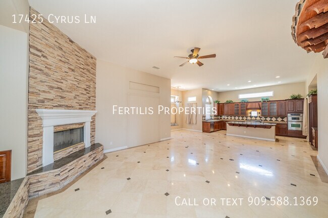 Foto del edificio - 17425 Cyrus Ln