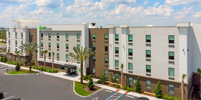 Building Photo - Furnished Studio-Orlando - Sanford