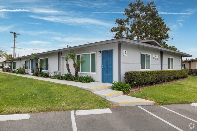 Building Photo - Park Palomar