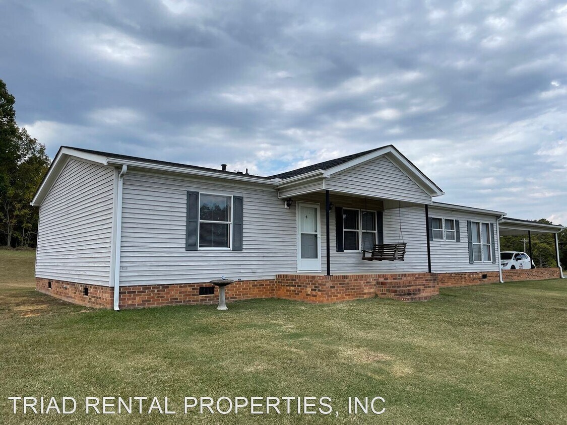 Primary Photo - 4 br, 2 bath House - 5731 JACKSON CREEK RD