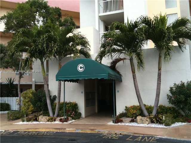 Foto del edificio - 7464 Trent Dr