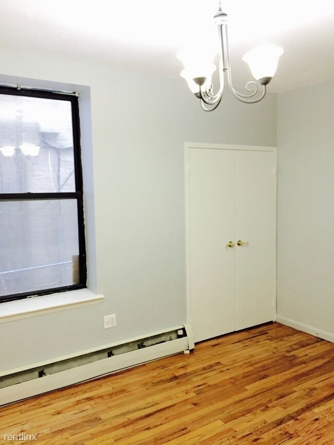 Building Photo - 1604 Bedford Ave