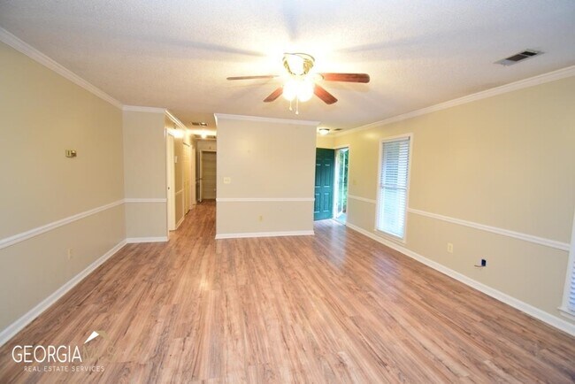 Building Photo - 70 Covey Trail