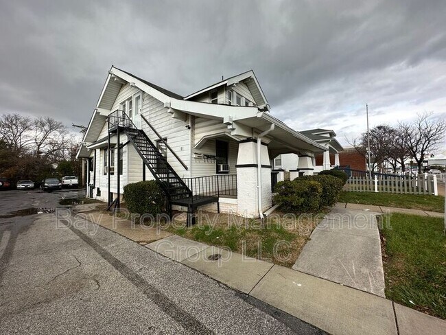 Foto del edificio - 5904 Harford Rd