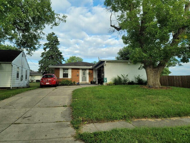 Building Photo - 1415 Horlacher Ave