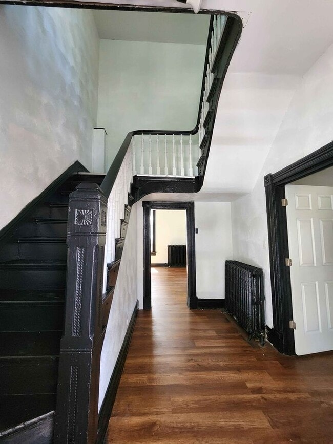 Photo - 1605 Banklick St House