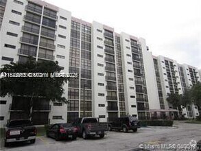 Building Photo - 16909 N Bay Rd