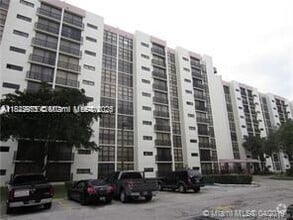 Building Photo - 16909 N Bay Rd