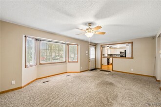 Building Photo - 110 Rosemont Dr