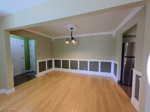 Building Photo - 25 Trenton Square