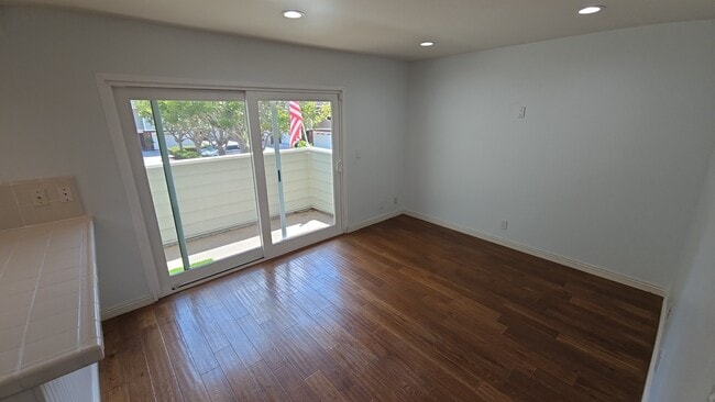 Building Photo - 27 Tiburon Ct