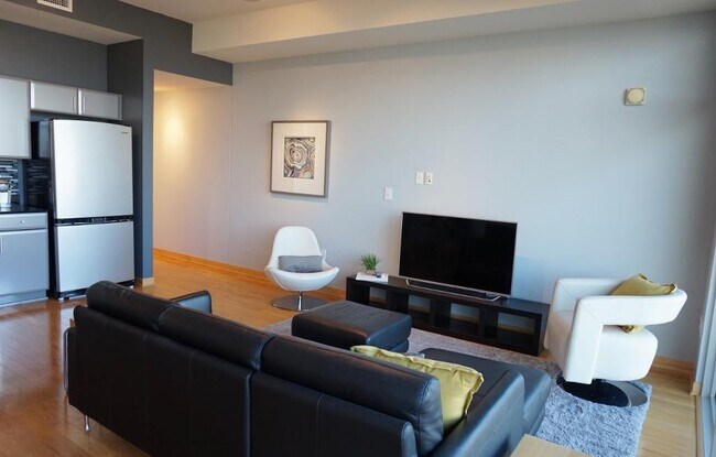 Foto del edificio - 106 W Seeboth St