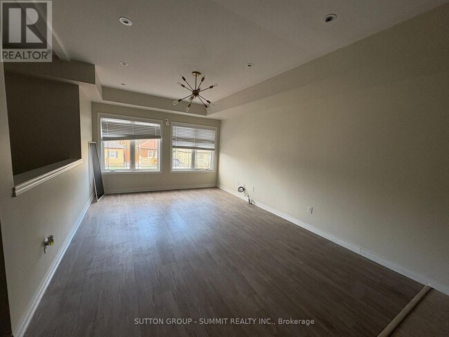 Building Photo - 293 Olive Ave