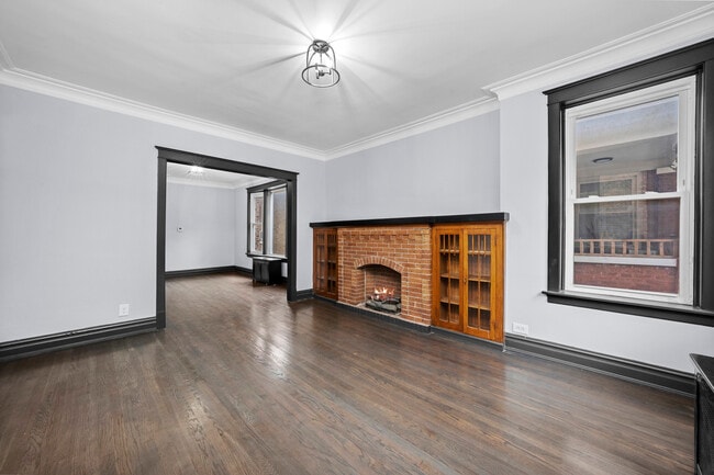 Foto del edificio - 6423 S Maplewood Ave