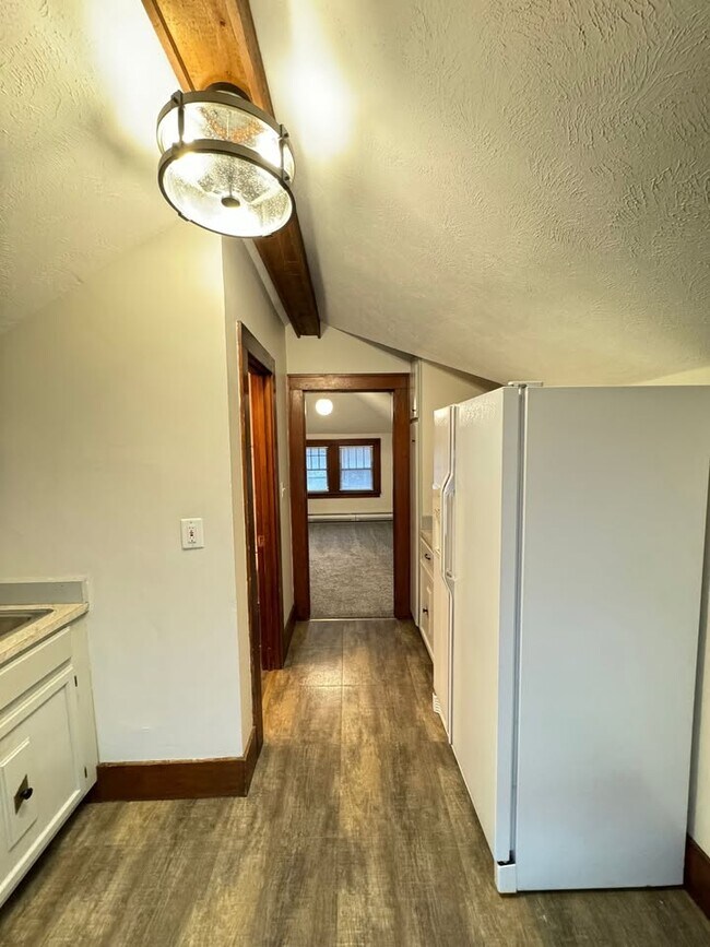 Foto del edificio - 1004 B St