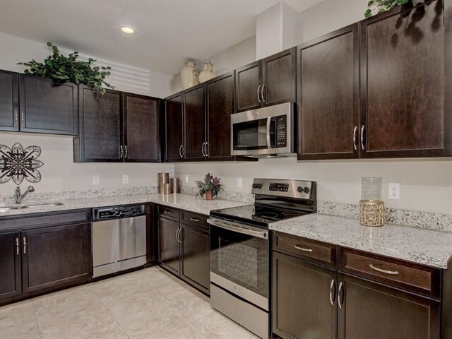 Foto del edificio - 2598 N Heritage St