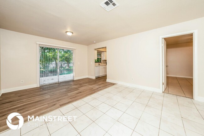 Foto del edificio - 586 Udell Ln