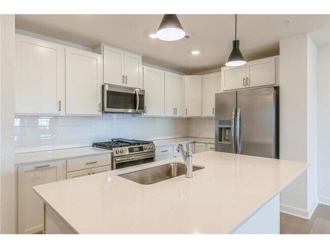 Foto del edificio - New Construction for Rent!