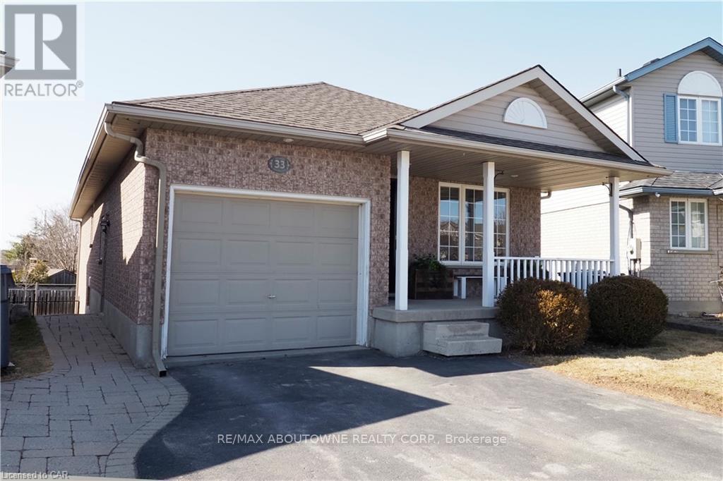 Photo principale - 33 Boulder Crescent