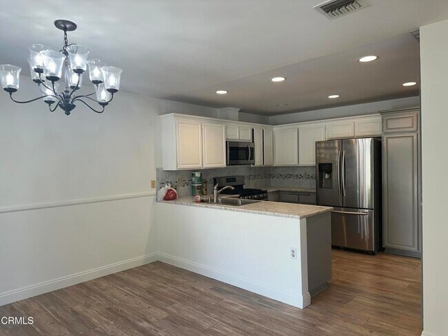 Building Photo - 2251 Portola Ln