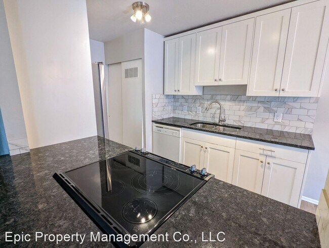 Foto del edificio - 3 br, 2 bath House - 1460 E Foxboro Dr #2