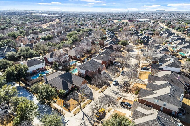 Building Photo - 5452 Lake Powell Dr