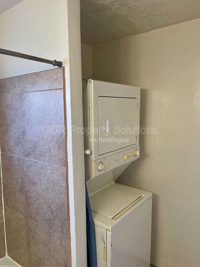 Foto del edificio - 3531 Ross Ave SE