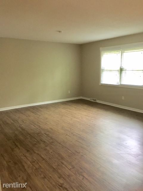 Building Photo - 3 br, 2 bath House - 6301 E 140th Terrace