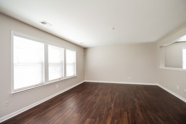 Foto del edificio - 1115 Jade Glen Dr